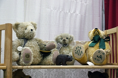 "stuffed bears"